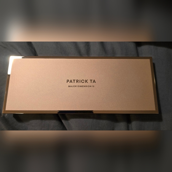 Patrick Ta Major Dimension III Matte Eyeshadow Palette - Picture 6 of 8